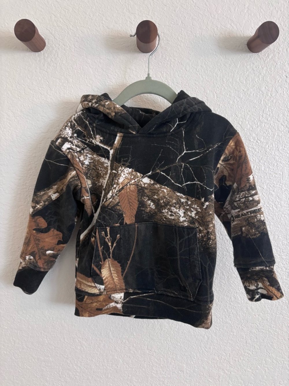 Little Bipsy hoodie - Realtree edge colors shadows